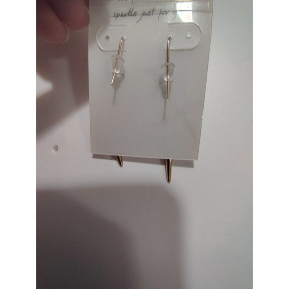 New Francesca’s Gold Tone & Black Drop Dangle 2” Pierced Earrings - Picture 3 of 3